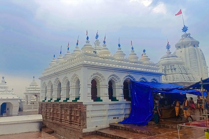 Kantilo Nilamadhab Temple: Visitor Guide